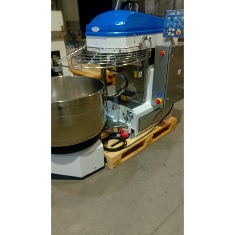 SMR 180 z dzwiema dziezami